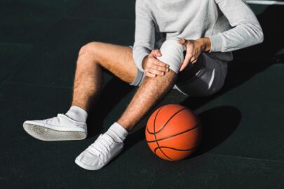 sports injury treatment in ahmedabad by dr Vijay Bang orthopedic surgeon
