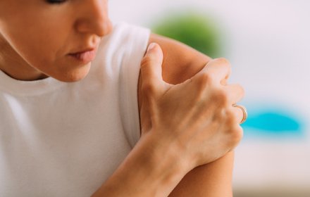 Shoulder immobilization increasing frozen shoulder risk